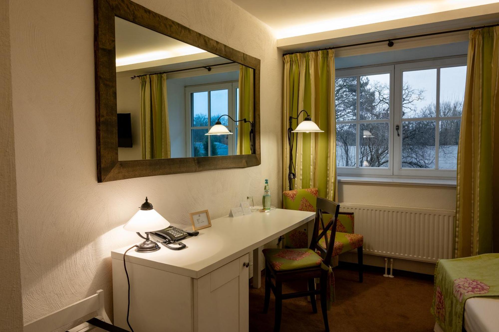 Landhotel Jann Hinsch Hof Winsen Exteriör bild